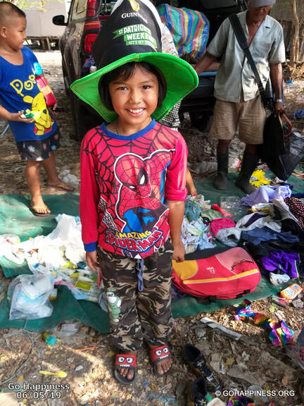 Bangkok Garbage Dump Kids GoHappiness
